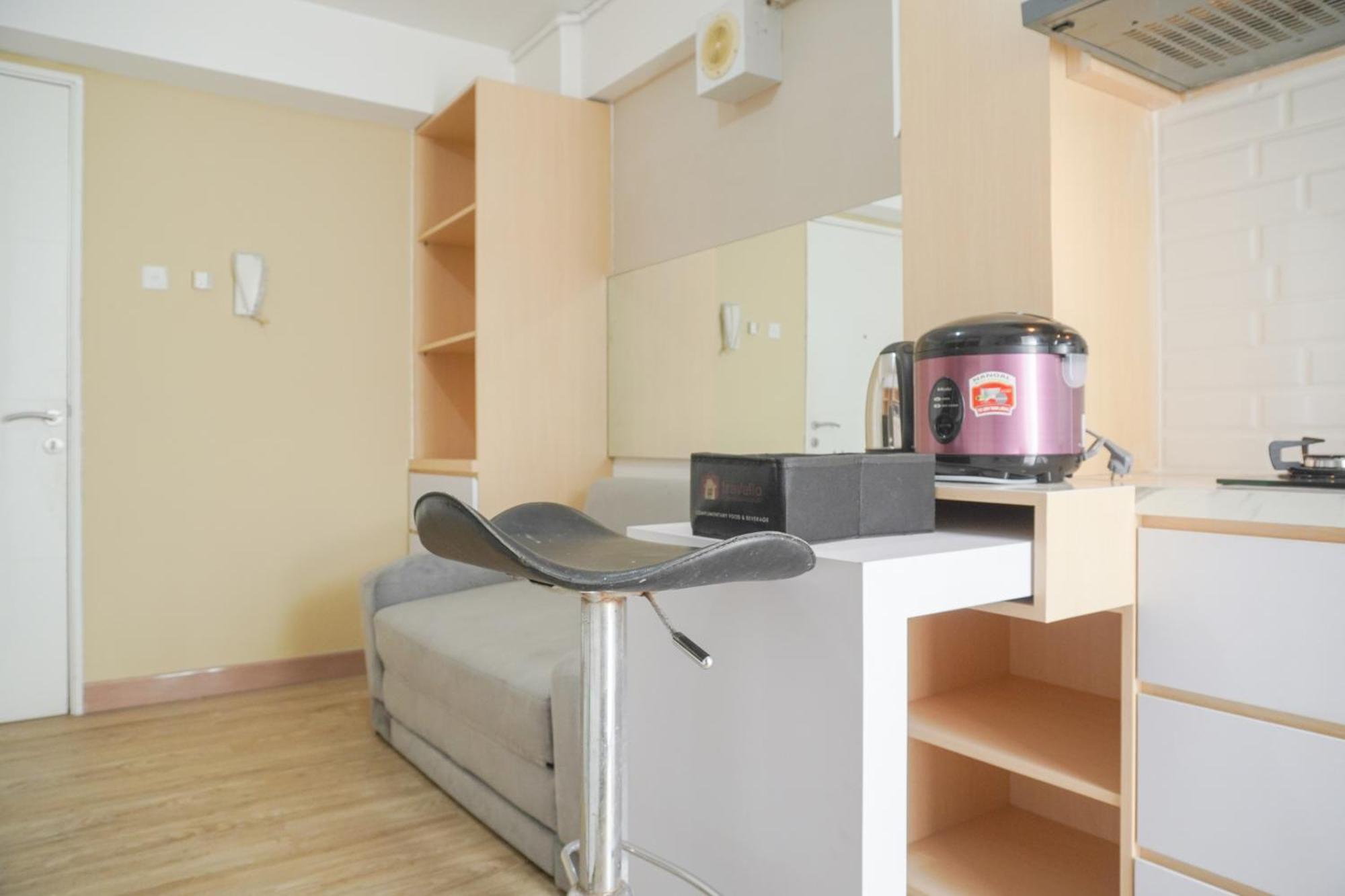 Apartemen And Modern 2br Bassura By Travelio Jakarta